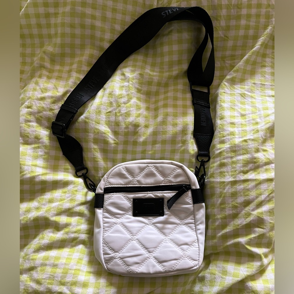 Steve Madden White Zip Crossbody Bag